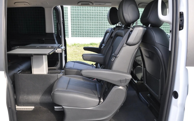 Mercedes-Benz Klasa V cena 239900 przebieg: 121791, rok produkcji 2019 z Tczew małe 781